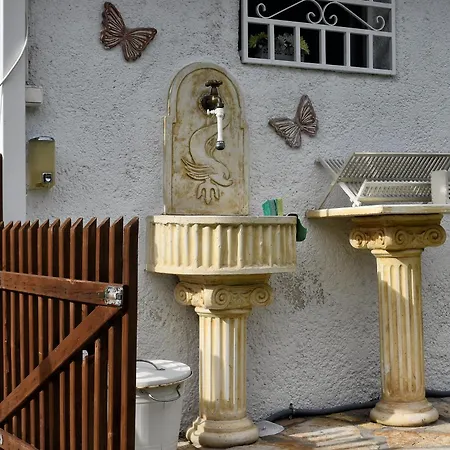 Ancient Gasthuis Corinth