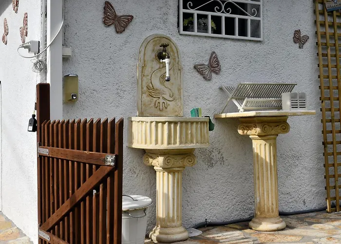 Ancient Gæstehus Corinth